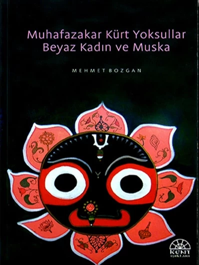 Muhafazakar Kürt Yoksullar Beyaz Kadin ve Muska